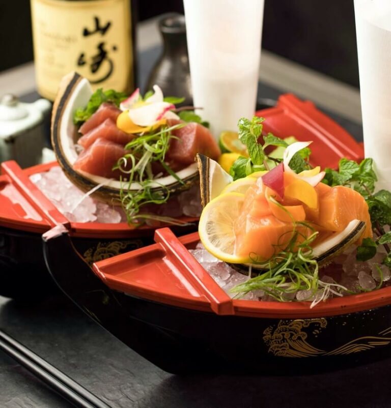 Sashimi_and_Nigiri.jpg